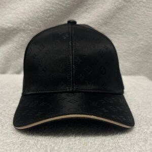 New Fashion Inspired Item (HAT)